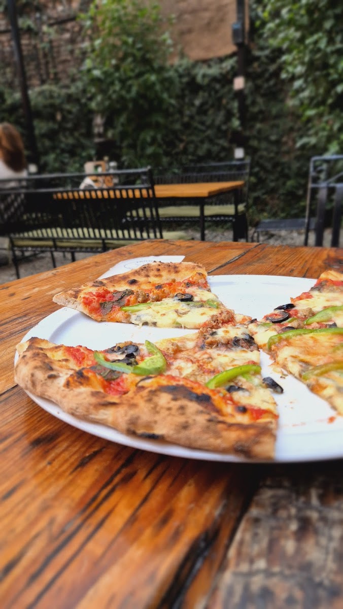 Emilio's Pizza - Bansbari Rd - Photo 4