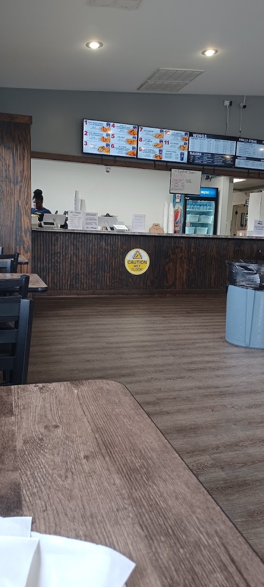 A Town Wings - 831 E Alice St - Photo 2