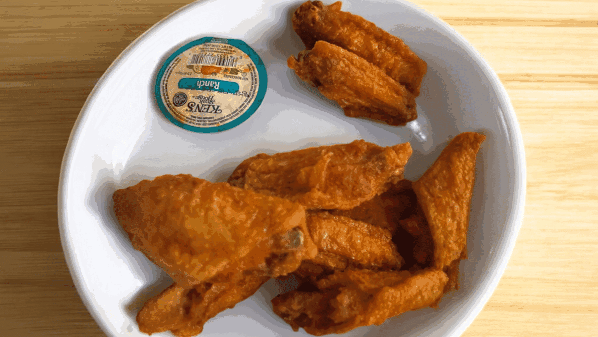 American Wings & Deli - Photo 9
