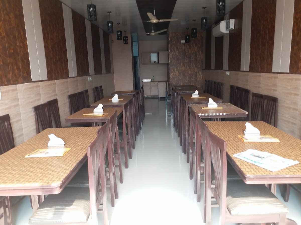 Punjabi Tadka - Ashok Nagar - Photo 3