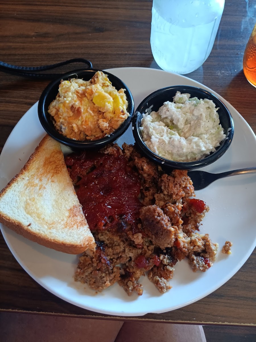 The Mason Jar Cafe - Photo 4