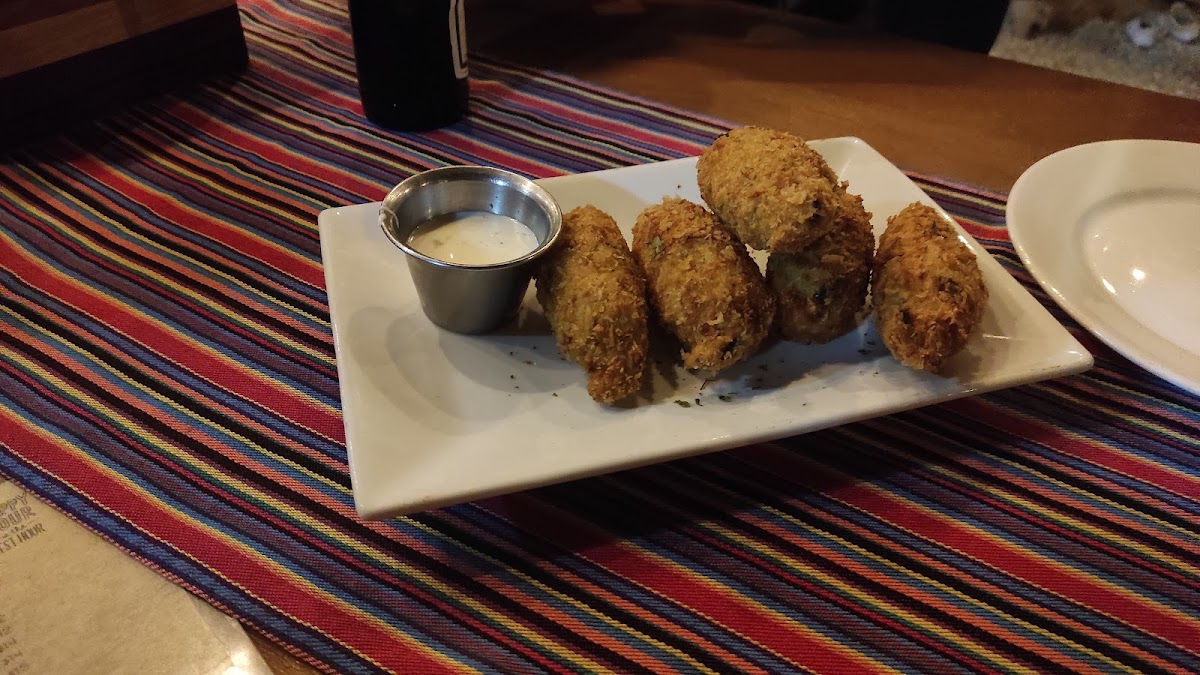 Lola’s Restaurant and Bar - Photo 5