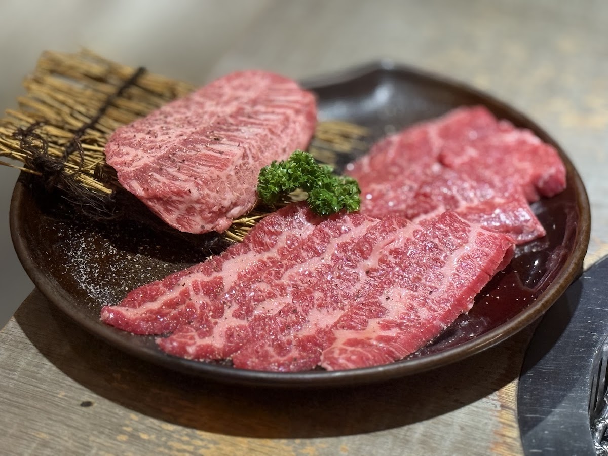 MOE燃 炭火燒肉(本店) - Taipei City - Photo 2