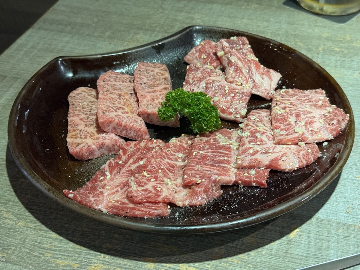MOE燃 炭火燒肉(本店) - Taipei City - Photo 3