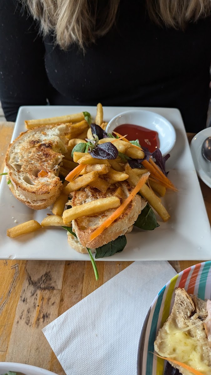 Tea Pot Cafe - Eltham VIC 3095 - Photo 9