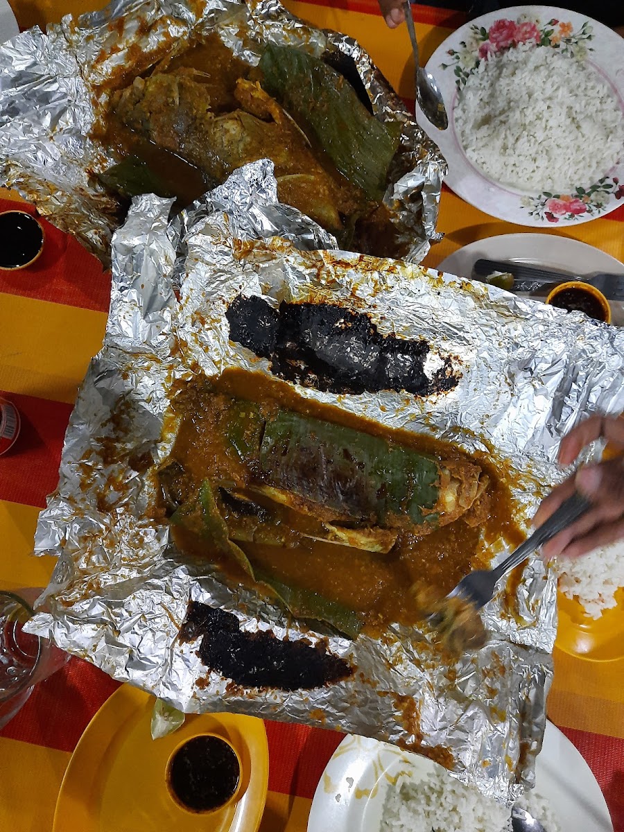 Zul Ikan Bakar - Terengganu - Photo 4