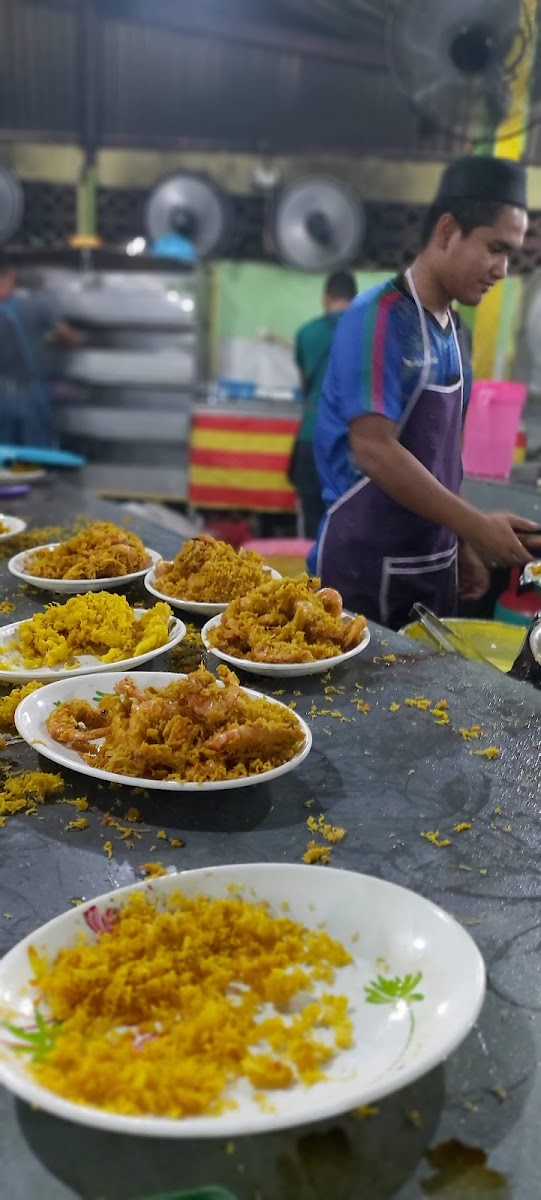 Zul Ikan Bakar - Terengganu - Photo 5