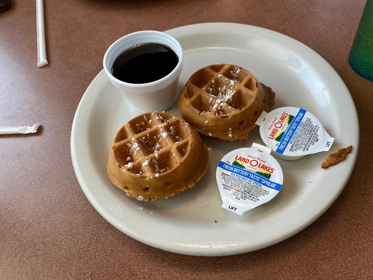 West Side Diner - Photo 8