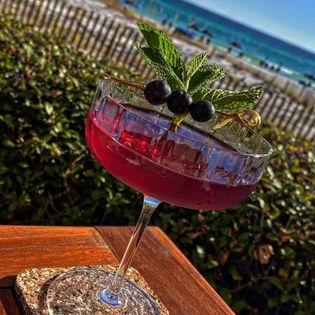 Staci's on the Beach - Photo 5