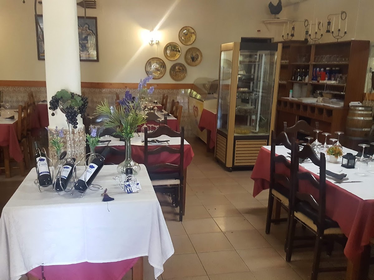 Restaurante O Tasco - Photo 2