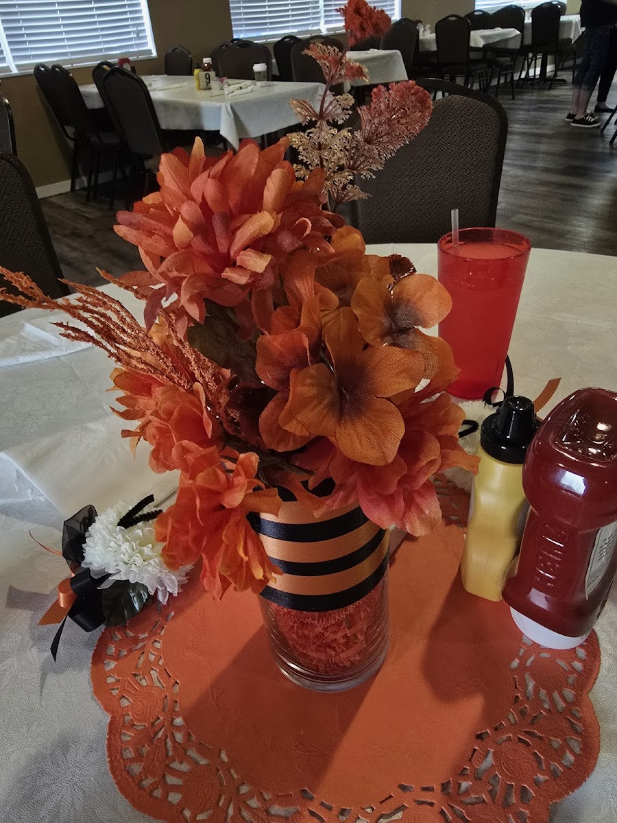 American Grille - Photo 7