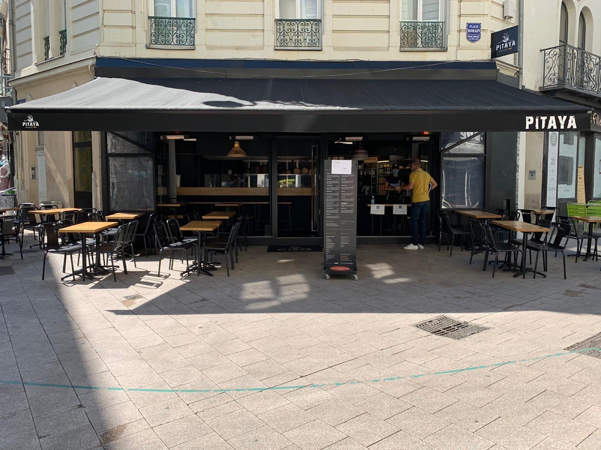 Pitaya Thai Street Food - 6 Place Romain