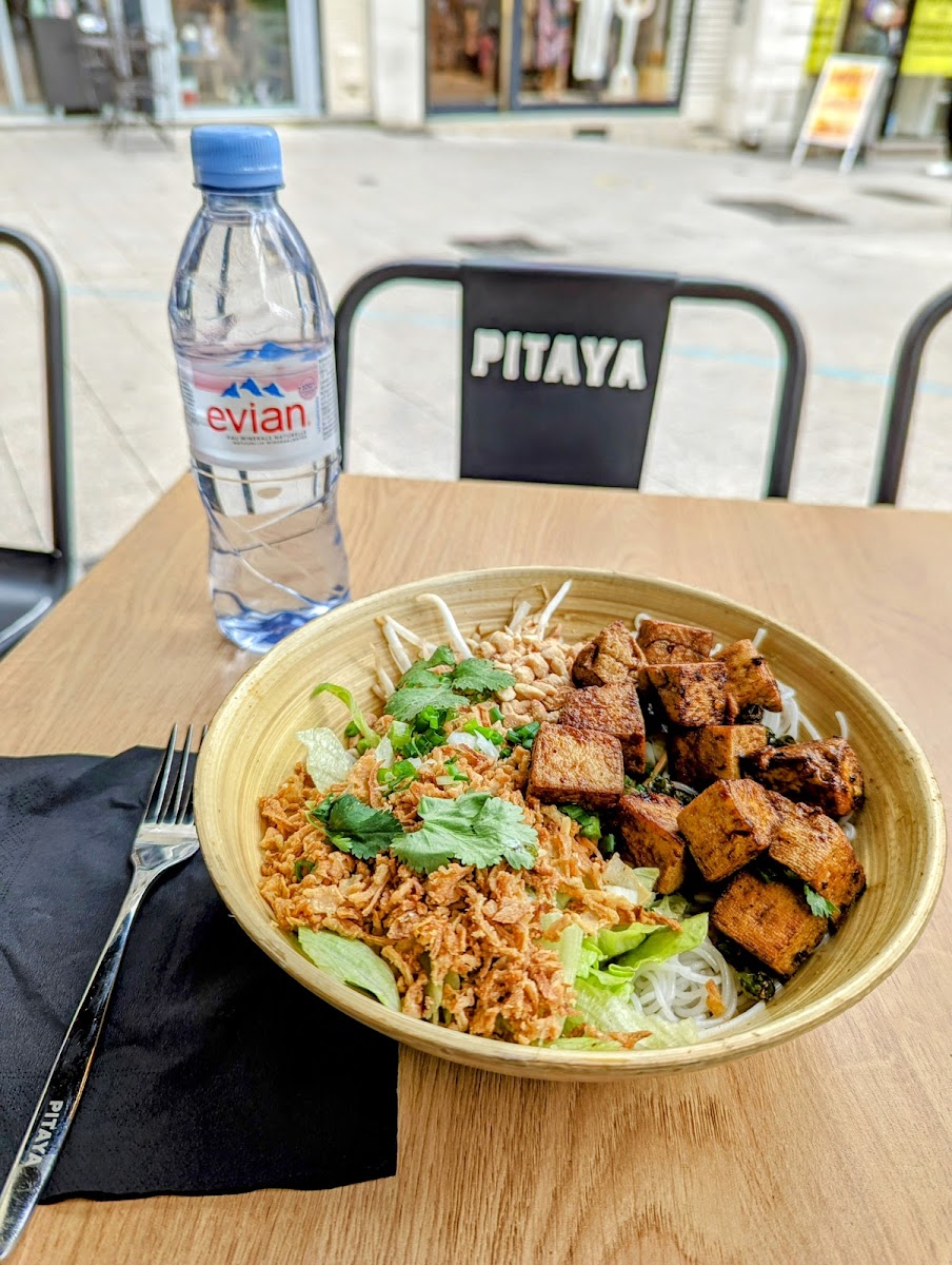 Pitaya Thai Street Food - 6 Place Romain - Photo 9