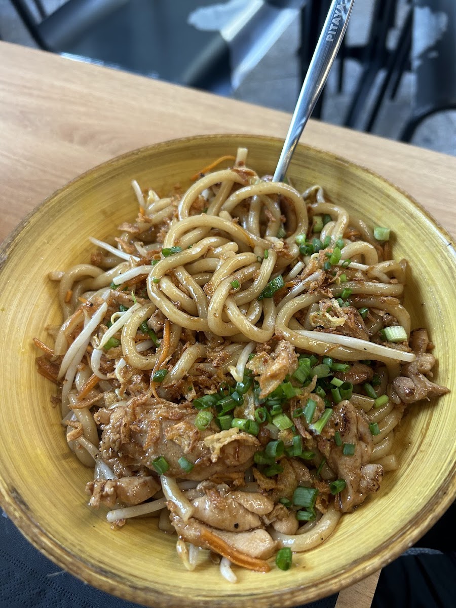 Pitaya Thai Street Food - 6 Place Romain - Photo 3