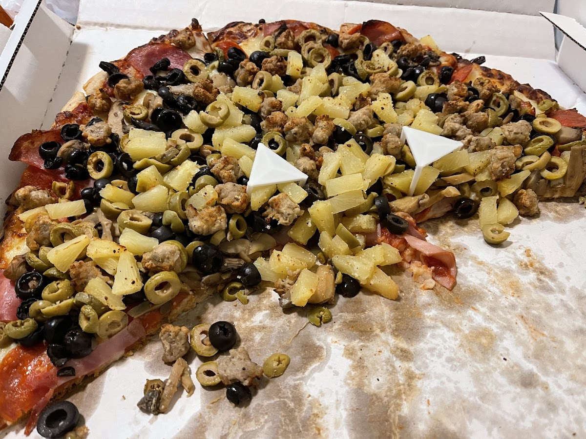 Westside Pizza - 1200 W 4th St - Photo 1