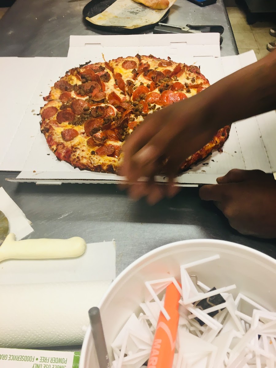 Westside Pizza - 1200 W 4th St - Photo 7