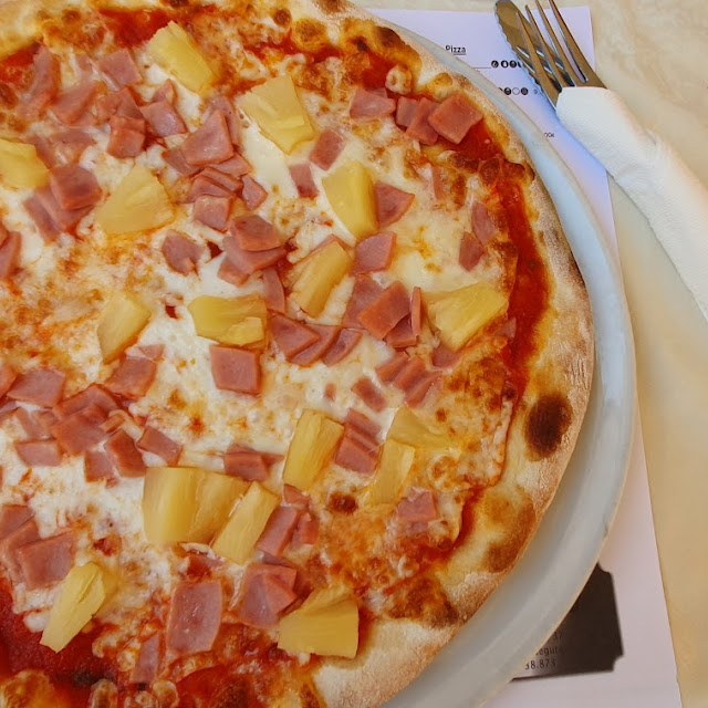 Pizza Taleggio E Prosciutto