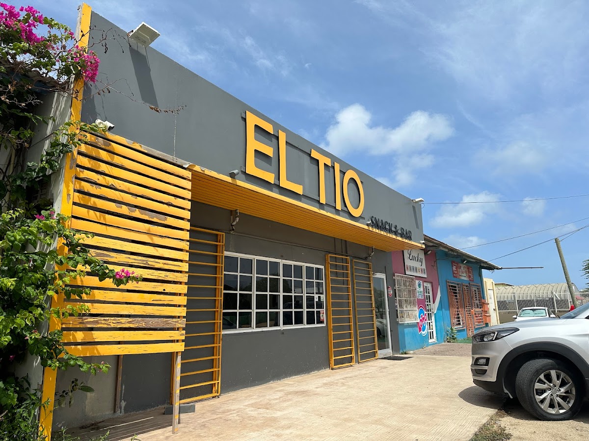 El Tio Snack & BAR - Photo 2
