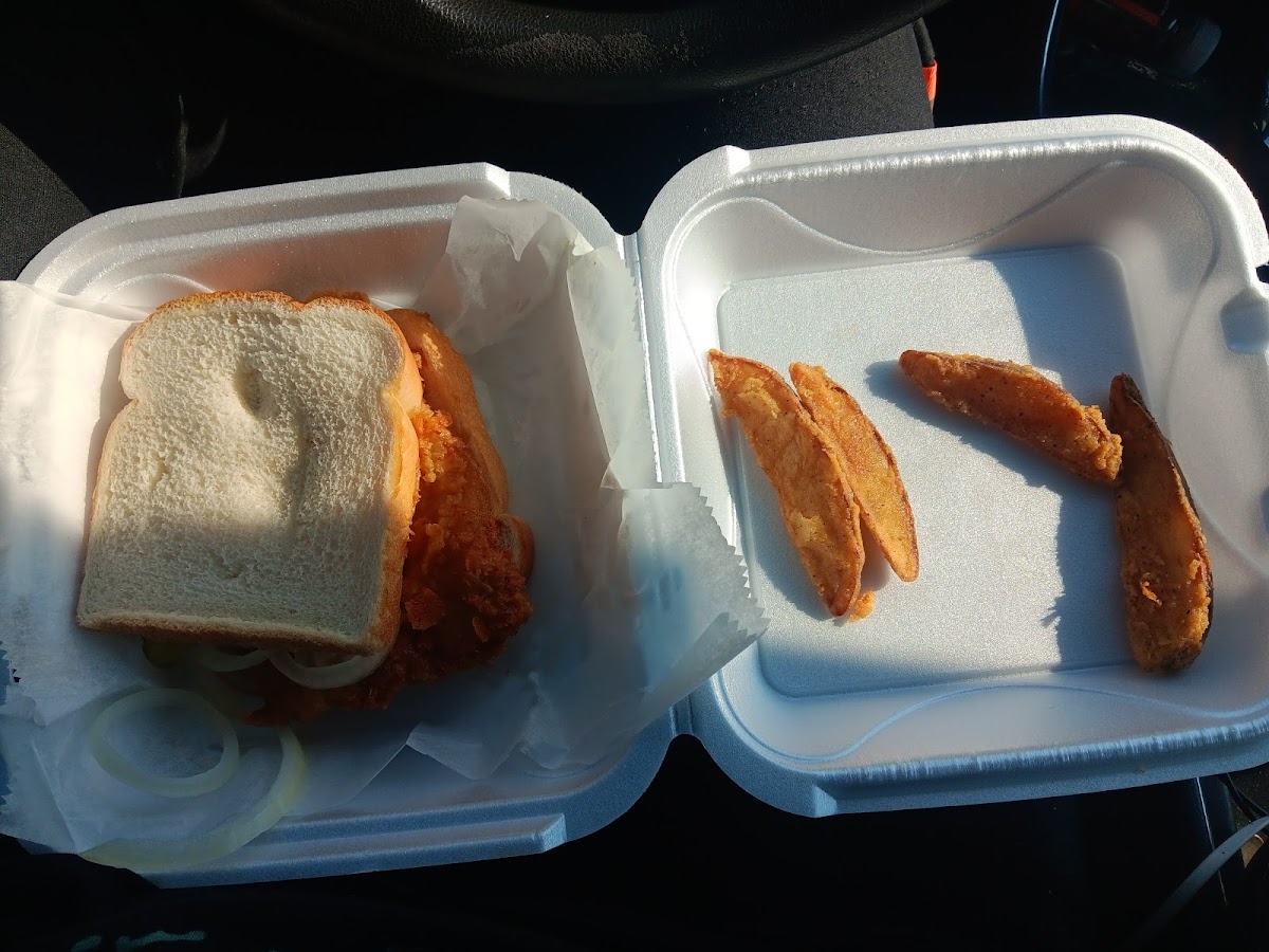 Partner's Fish & Grill - Photo 5