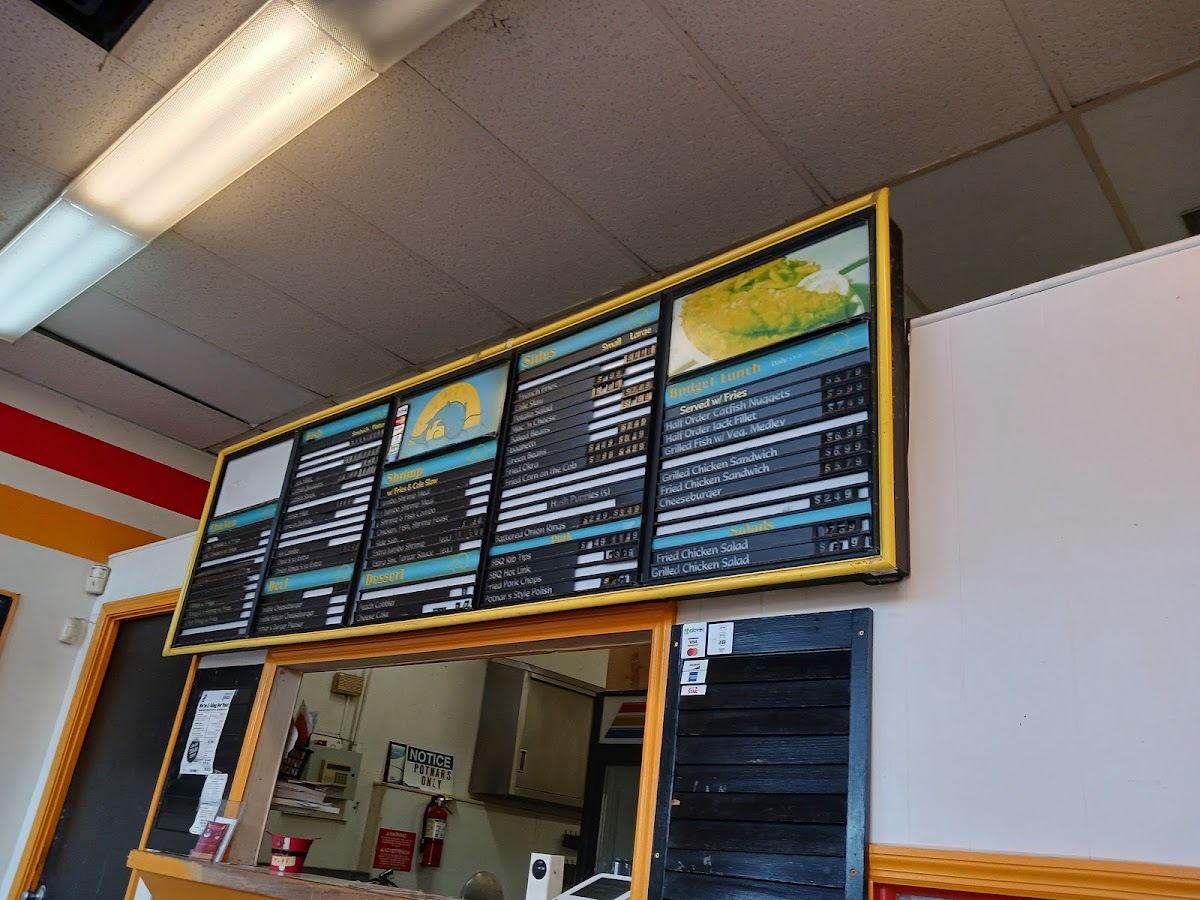 Partner's Fish & Grill - Photo 6