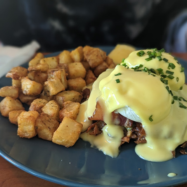 Potaffle Beta Benedict