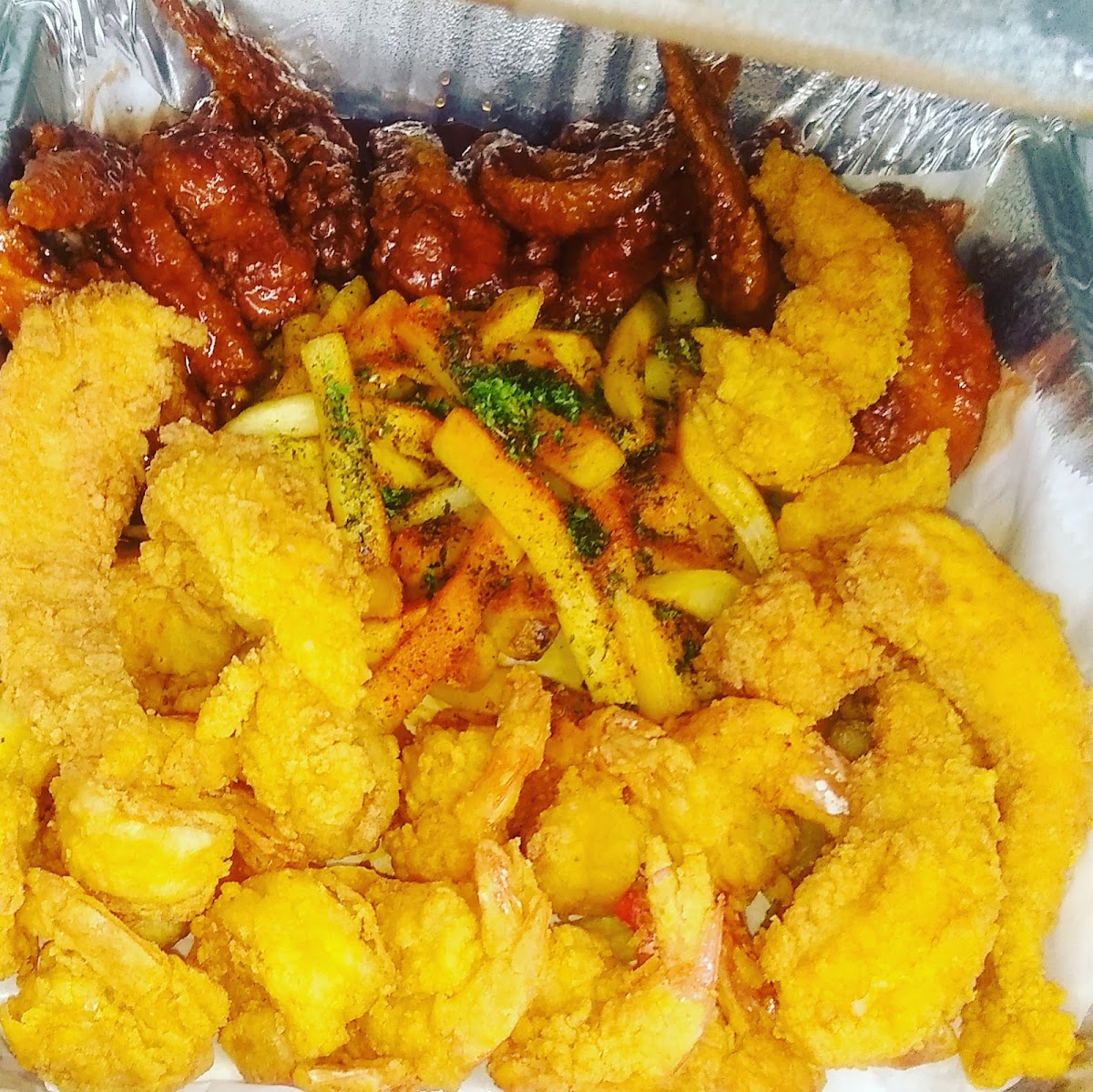 Joe Willies Seafood WestTown - Photo 6