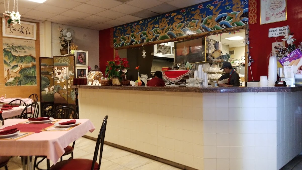 Hong Kong Kitchen - 1731 W John Beers Rd - Photo 5