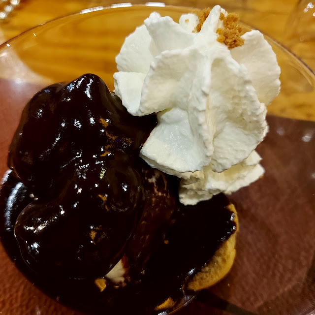 Profiteroles Maison