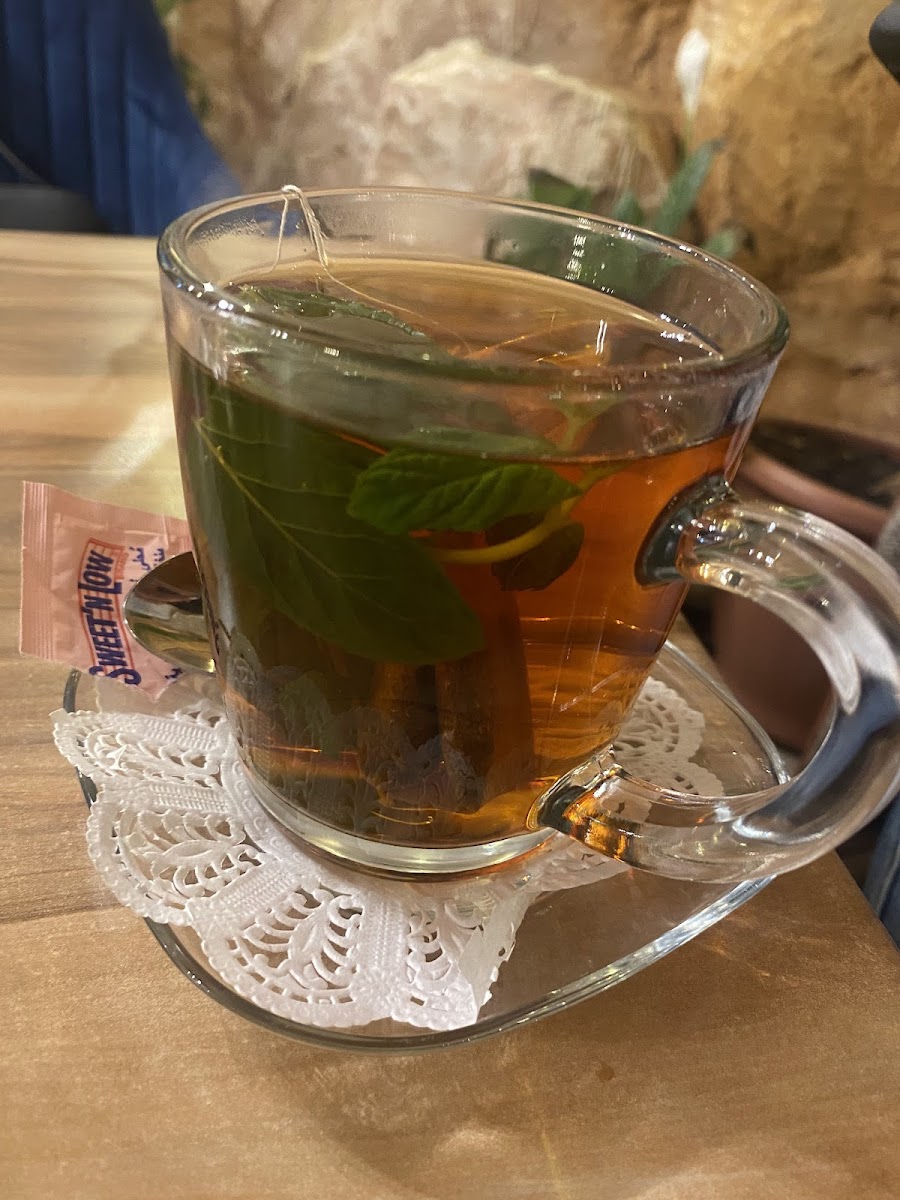 La Cueva Cafe لاكويفا كافيه - Amman - Photo 7