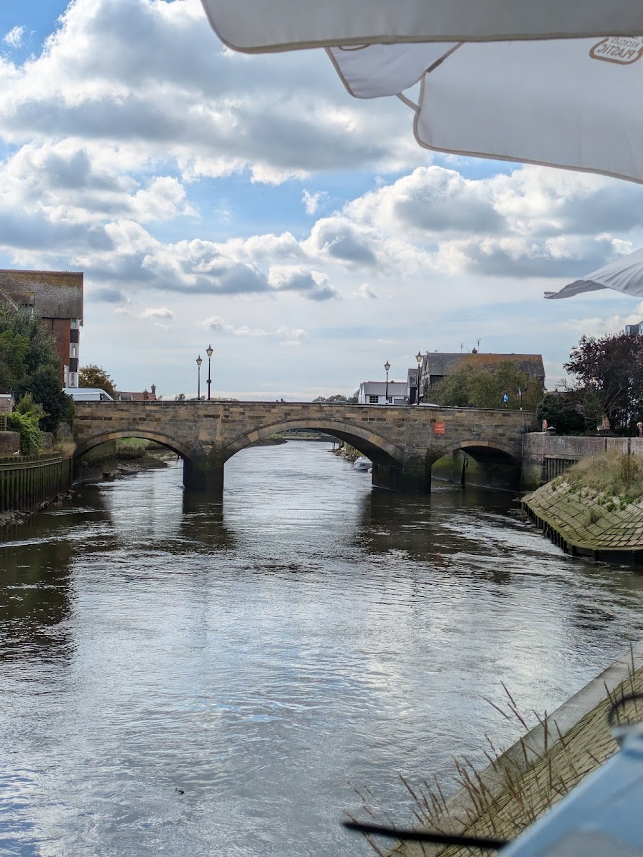 Waterside Cafe - Photo 4