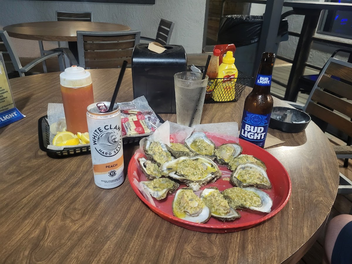 Nice N Easy Oyster Bar & Grille - Photo 9