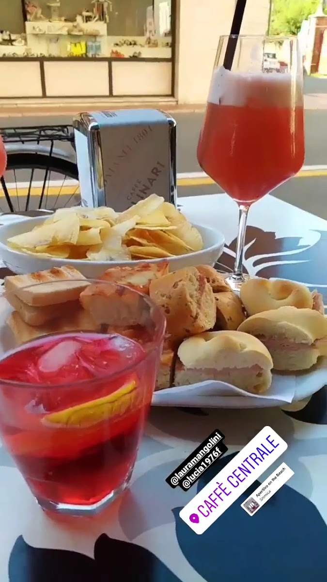 Bar Caffe Macao - Photo 1