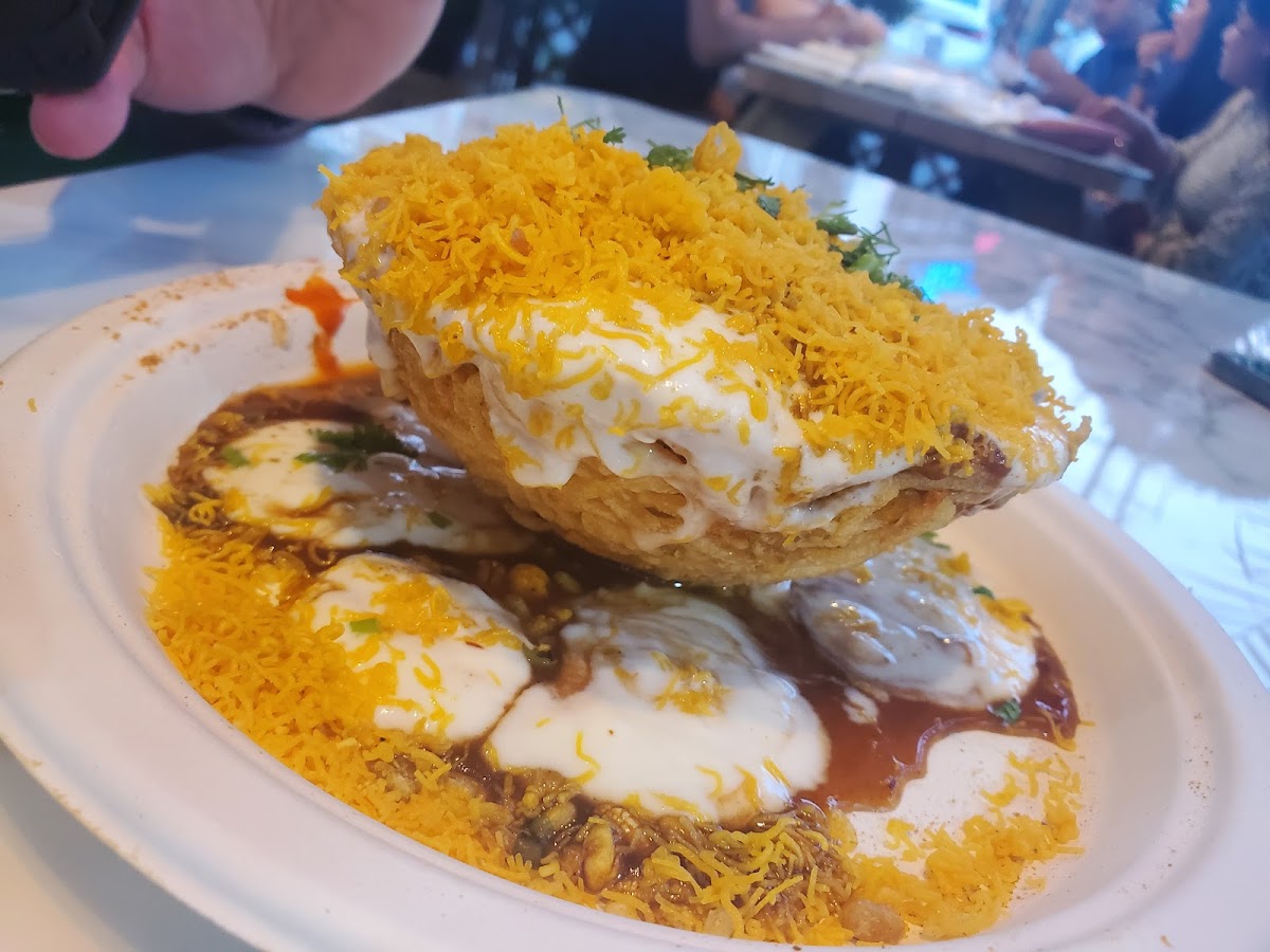 Dimple's Khasiyat Restaurant - Photo 4