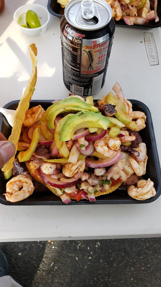 Mariscos & Birria El Prieto - Photo 7
