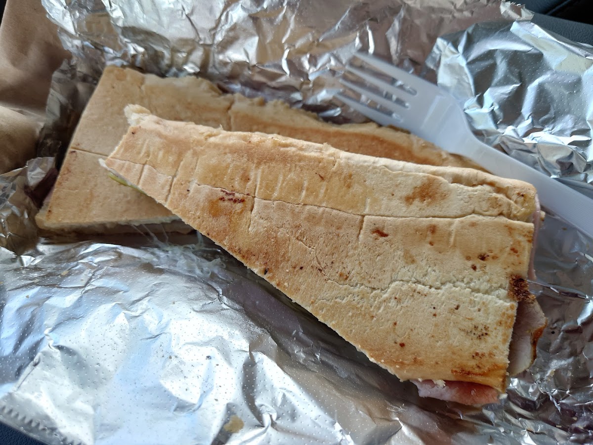 Cuban Sandwiches To Go - Photo 6
