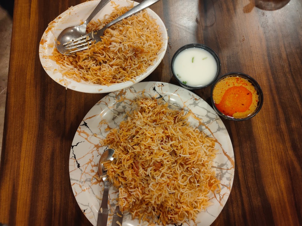 Bawarchi Restaurant - Photo 6