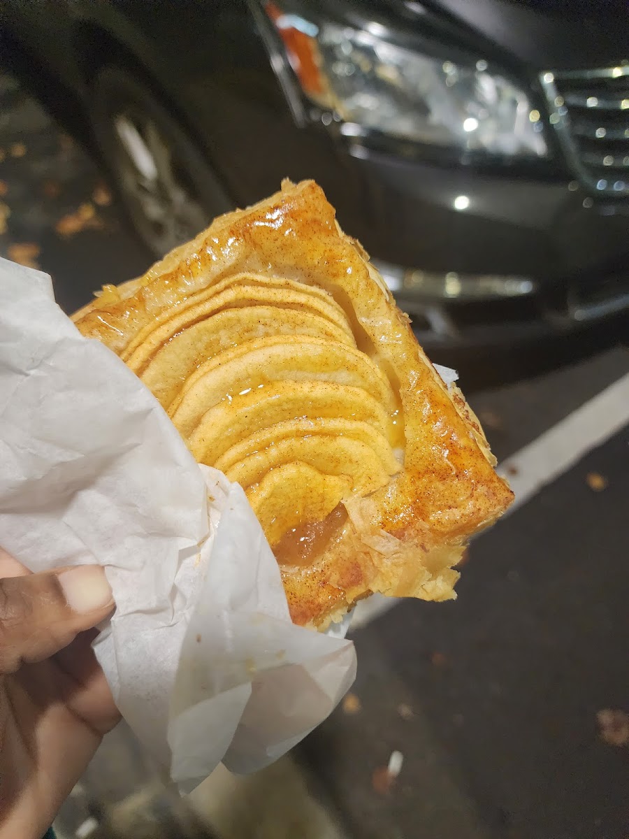 Salem & Sons Bakery - Photo 9