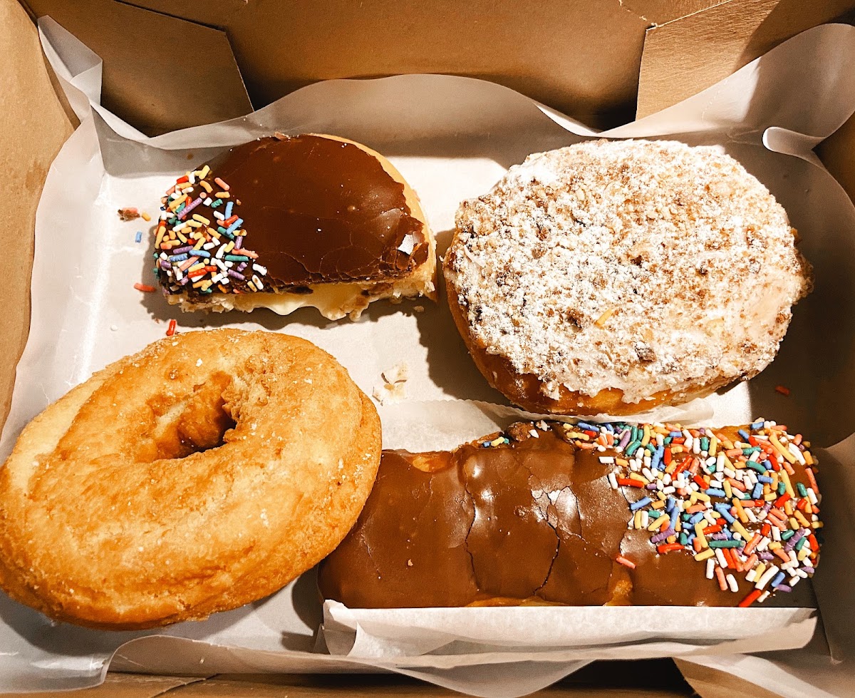Salem & Sons Bakery - Photo 1
