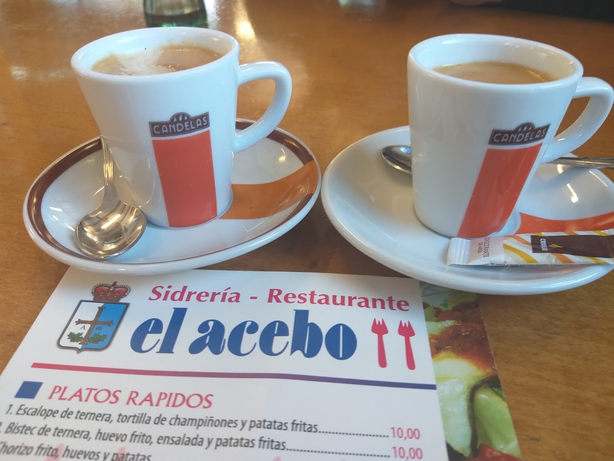 Restaurante El Acebo - Photo 4