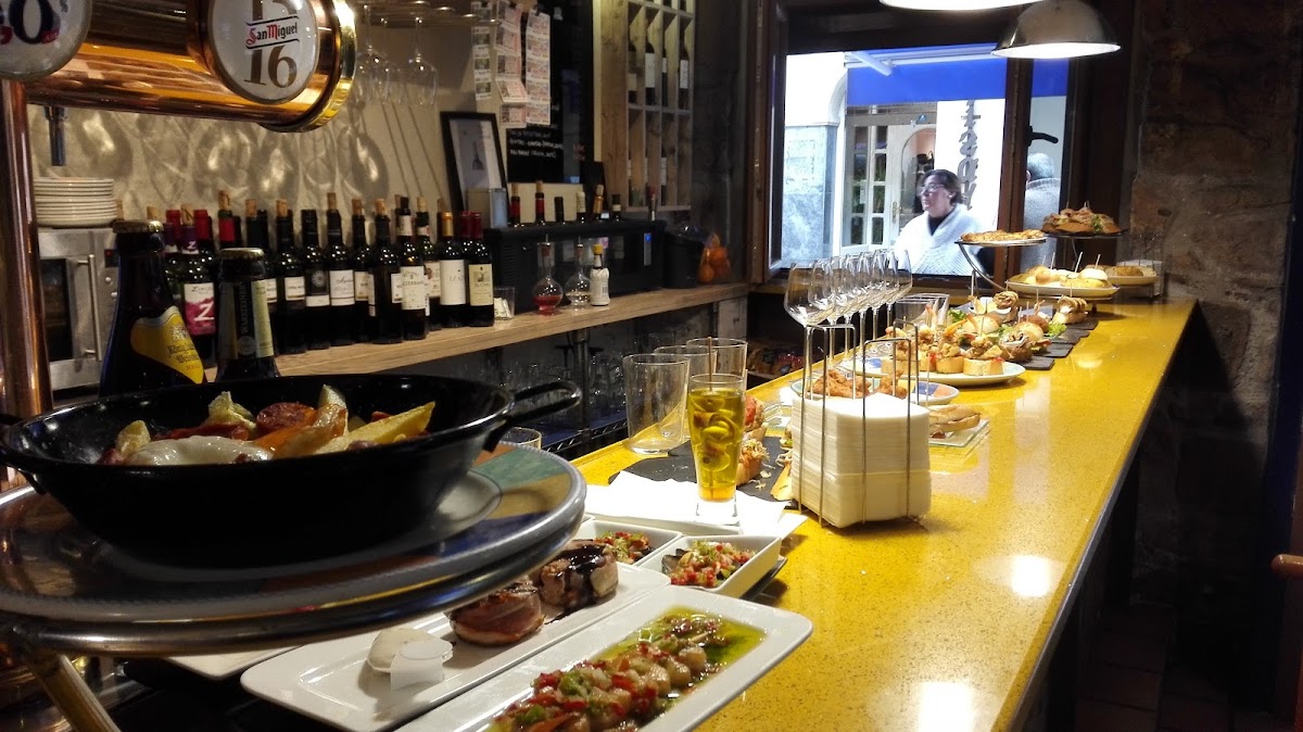 Taberna Euskalduna - Photo 4