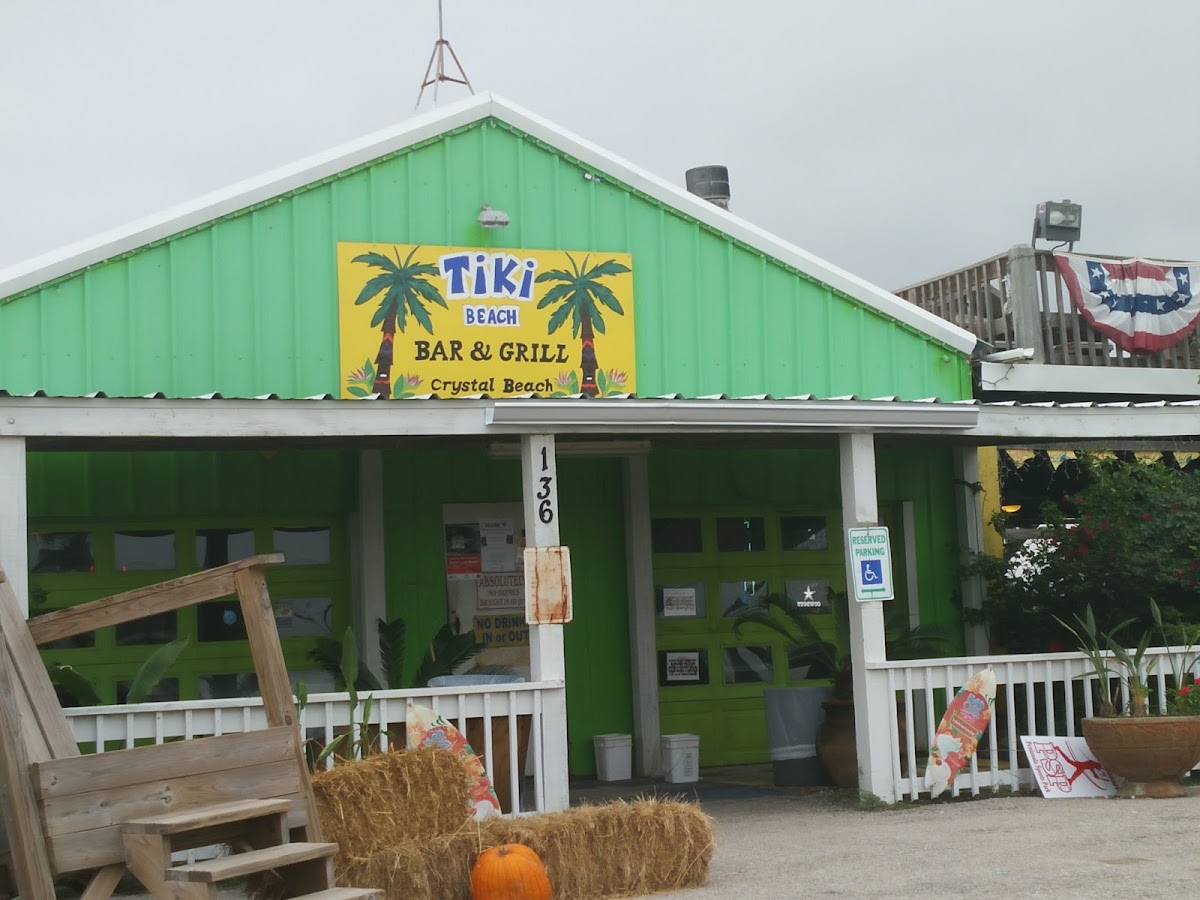 Tiki Beach Bar & Grill