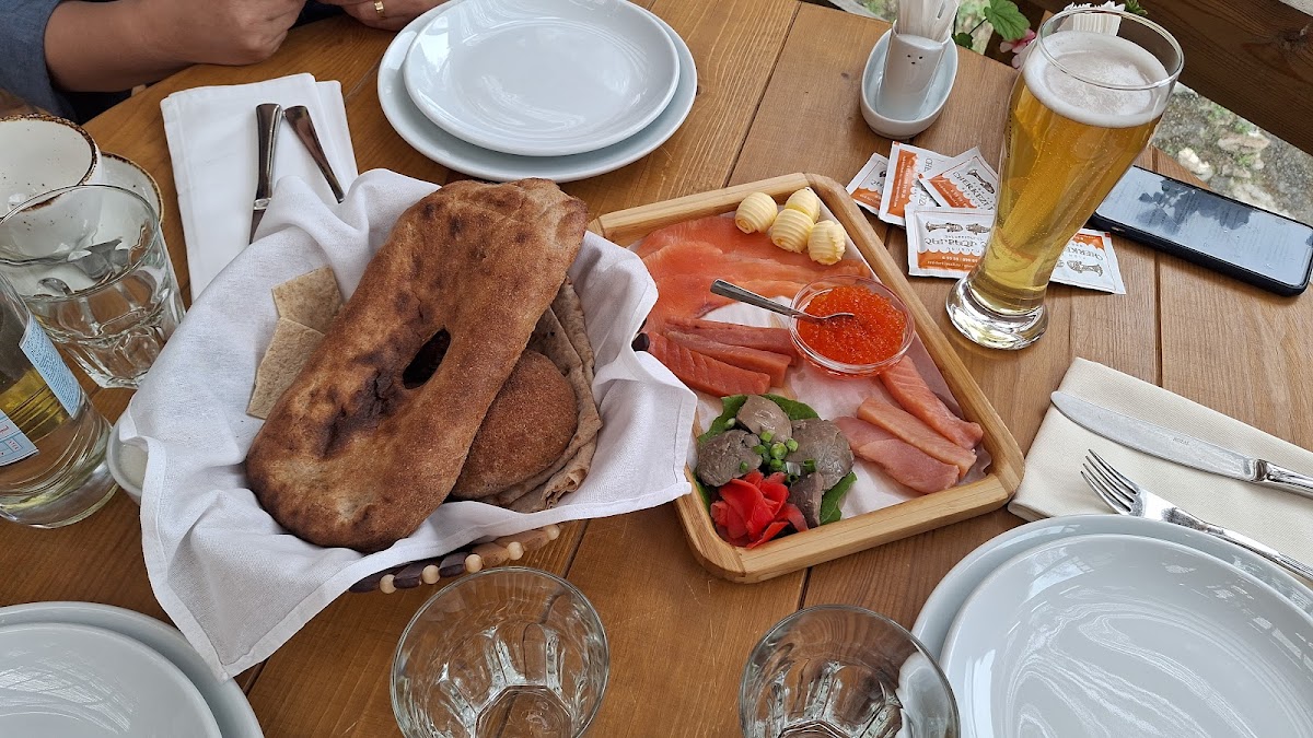 Cherkezi DzorGyumris Fish Restaurant - Photo 2
