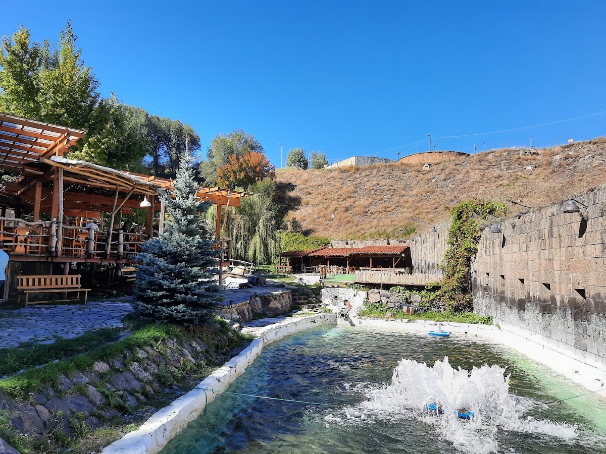 Cherkezi DzorGyumris Fish Restaurant - Photo 3
