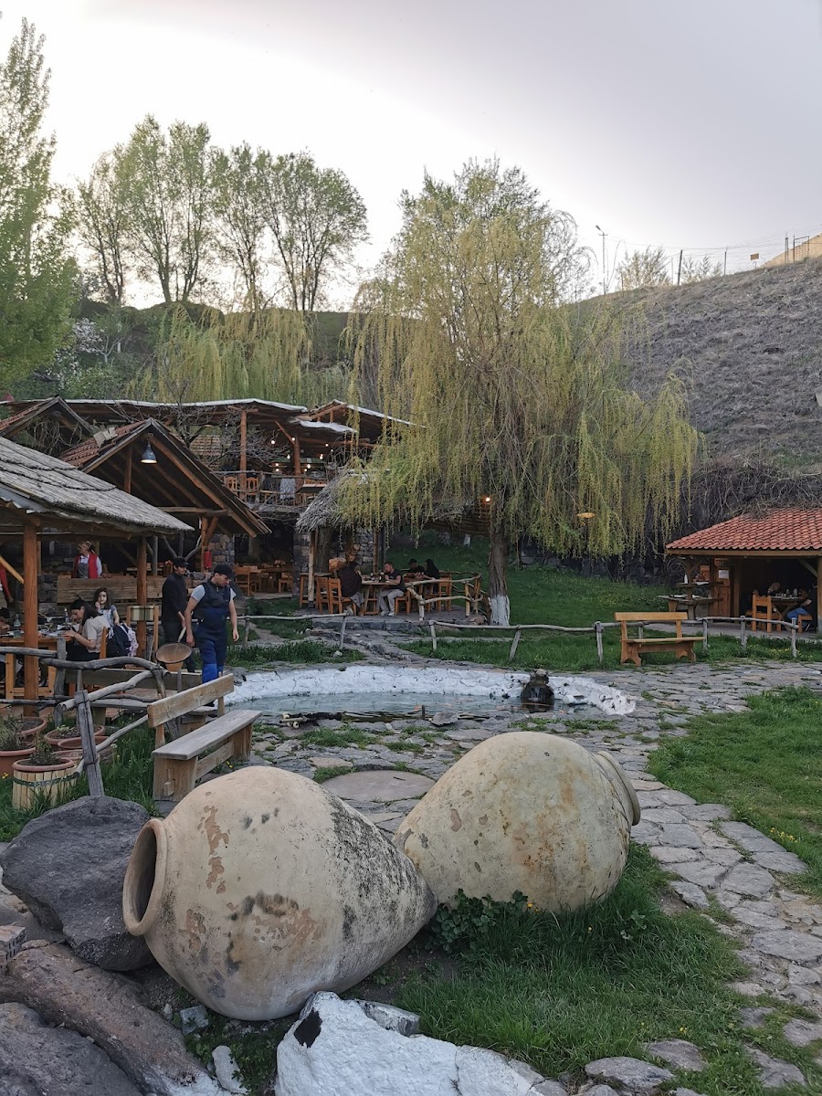 Cherkezi DzorGyumris Fish Restaurant - Photo 8