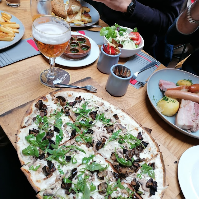 Tarte Flambée Gratinée Aux Champignons de Paris