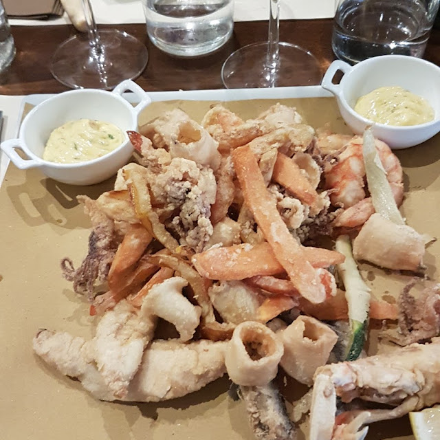 Frittura Di Pesce Con Salsa Tartara