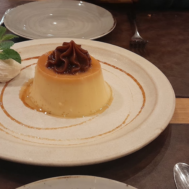 Pudim Com Doce de Leite E Chantilly
