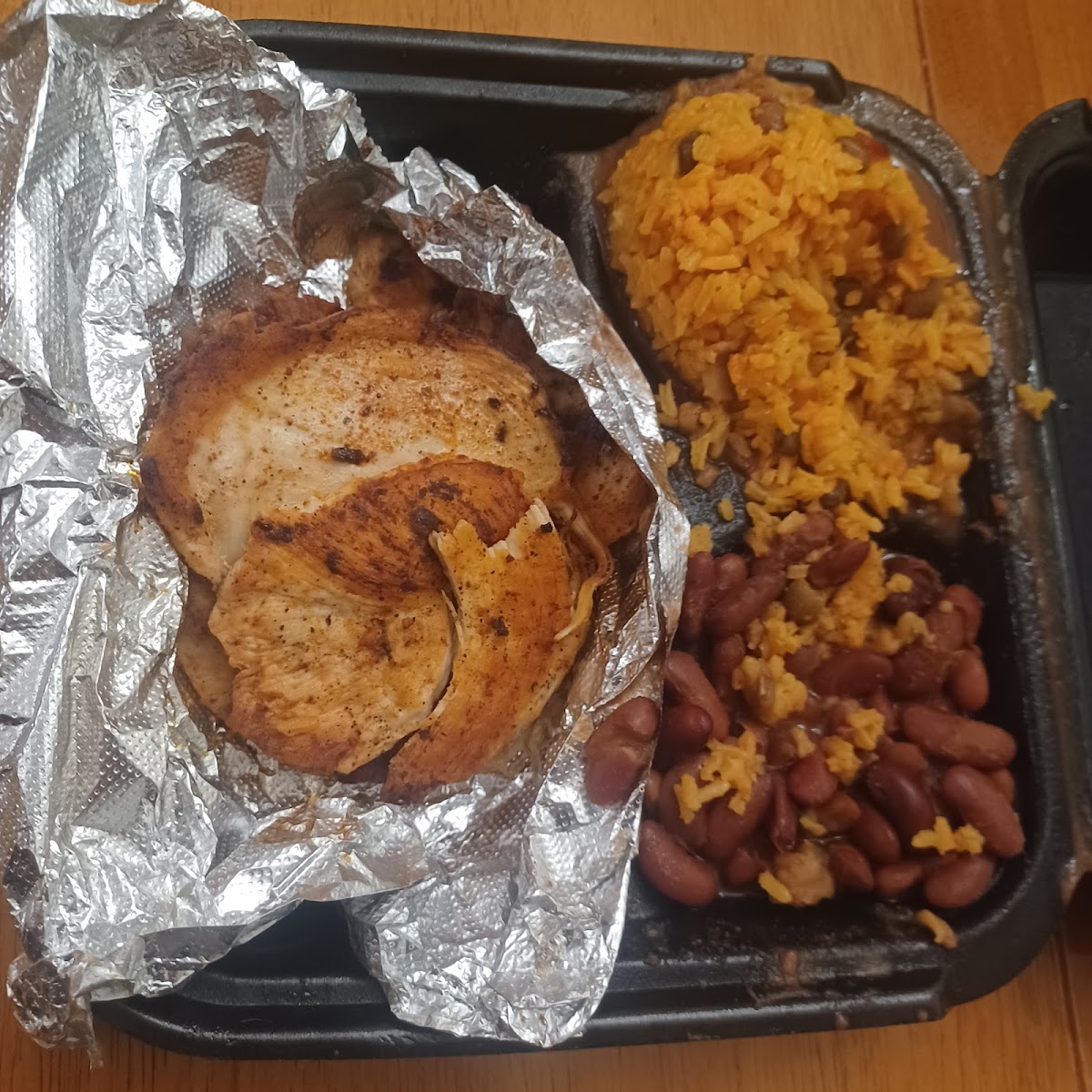 Tania’s Latin American Restaurant - Photo 4