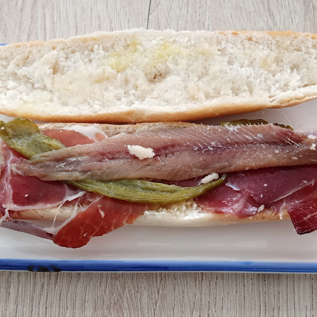 Pincho de Jamón Anchoa Y Pimiento
