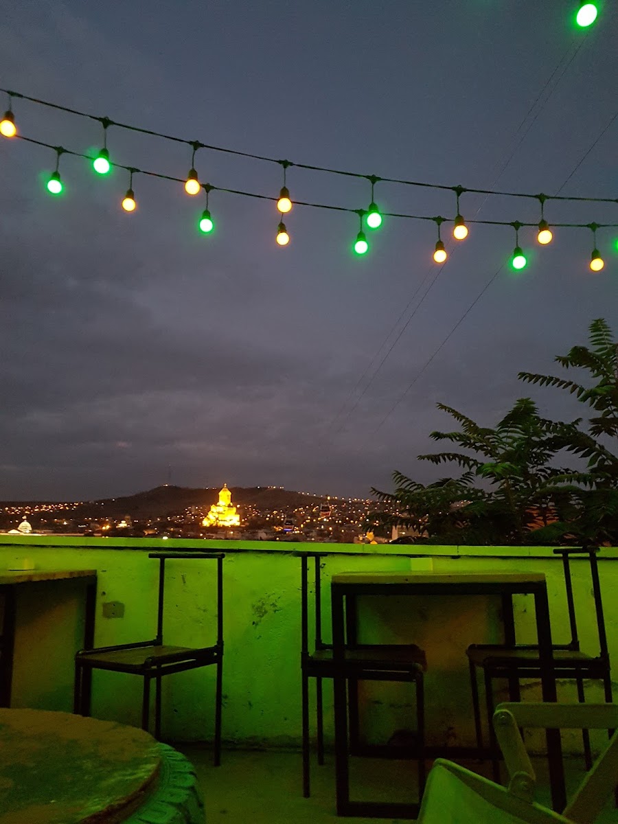 Hilltop cafe - Photo 8